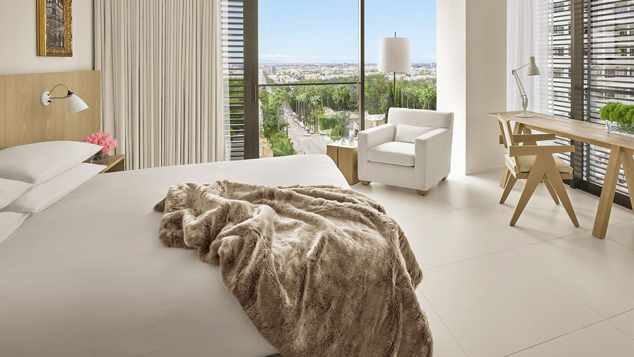 West Hollywood Faux Fur Throw image